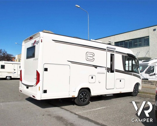 Carthago C-Tourer I 142 - camper nuovo motorhome con letto matrimoniale. In esposizione durante il Porte Aperte 9-10-11 Ottobre 2020 da Italia VR