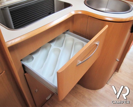 Rimor X-Go 202: Camper semintegrale usato 4 posti, pochi chilometri, in vendita a Torino - Druento