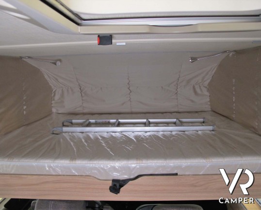 Hymer Exsis-I 588: motorhome Hymer nuovo con letti gemelli e basculante, nuova serie Exsis-I super leggera e compatta