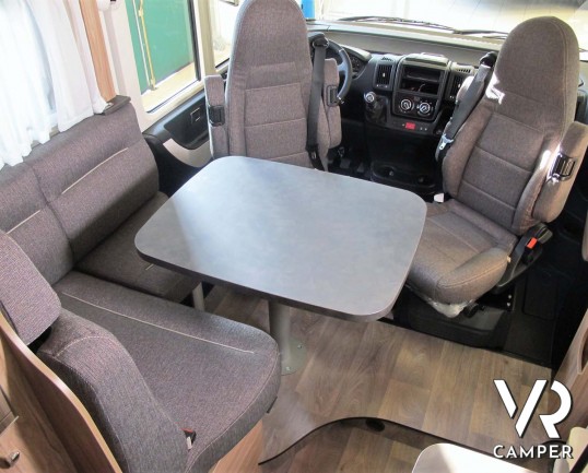 Hymer Exsis-I 474 - Camper nuovo motorhome 2021, con letti gemelli posteriori, 4 posti letto, con frigorifero grande, gradini elettrici. Fiat Ducato 140 CV - Italia VR camper Piemonte