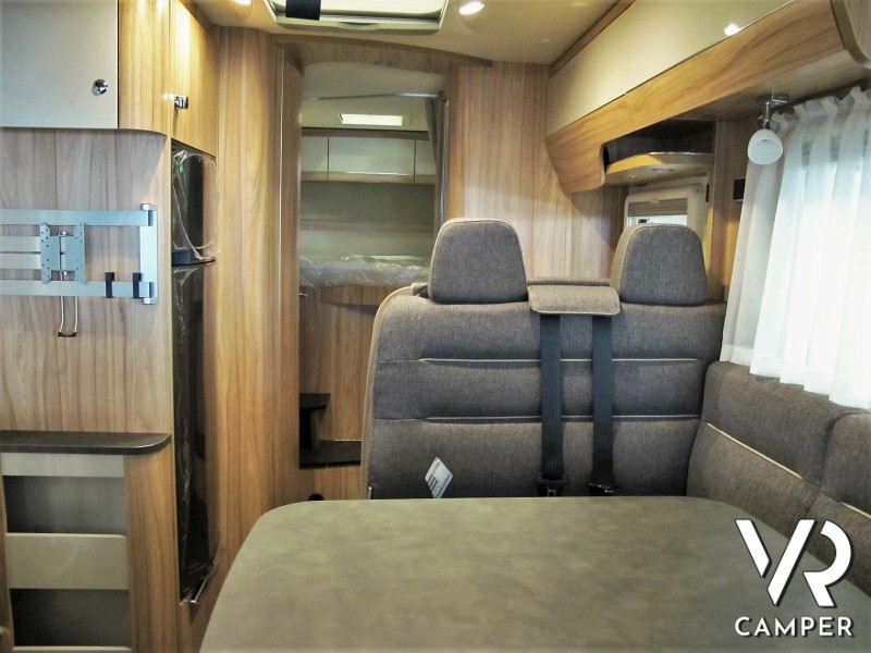 Hymer Exsis-I 594, vista degli interni