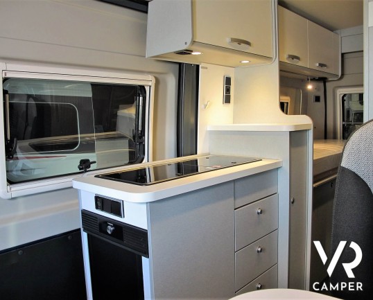 Hymer Van FREE 540 - Edition Blue Evolution: camper nuovo furgonato su Fiat Ducato 140 CV, 4 posti omologati. In vendita da Italia VR a Torino - Druento.