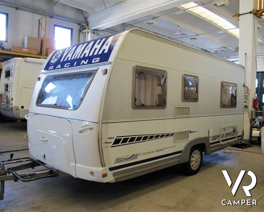 Dethleffs: caravan roulotte 4 posti letto, con letto matrimoniale, ampio bagno e comoda dinette. In vendita da Italia VR a Torino - Druento