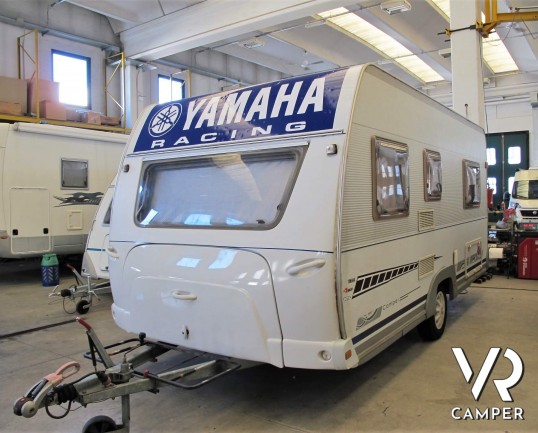 Dethleffs: caravan roulotte 4 posti letto, con letto matrimoniale, ampio bagno e comoda dinette. In vendita da Italia VR a Torino - Druento