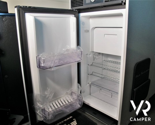 Hymer Van FREE 540 - Edition Blue Evolution: camper nuovo furgonato su Fiat Ducato 140 CV, 4 posti omologati. In vendita da Italia VR a Torino - Druento.