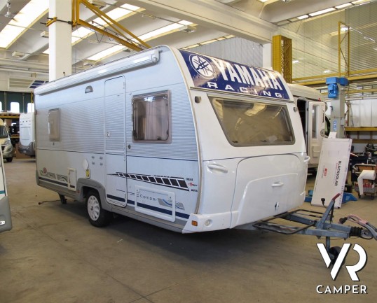 Dethleffs: caravan roulotte 4 posti letto, con letto matrimoniale, ampio bagno e comoda dinette. In vendita da Italia VR a Torino - Druento