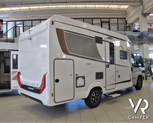 Burstner Lyseo TD 680 Privilège: camper nuovo semintegrale colore champagne, con letto basculante e garage per biciclette. Pacchetto Lyseo TD. Su Fiat Ducato 160 CV.