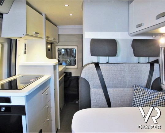 Hymer Van FREE 540 - Edition Blue Evolution: camper nuovo furgonato su Fiat Ducato 140 CV, 4 posti omologati. In vendita da Italia VR a Torino - Druento.