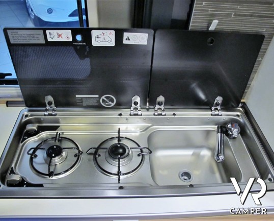 Hymer Van Grand Canyon: camper furgonato nuovo colore Grigio Campovolo, con letto sul tetto, cambio automatico, veranda, Truma Combi. Su Fiat Ducato 160 CV