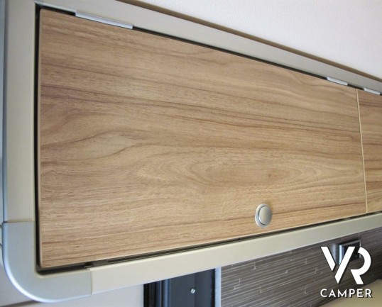 Hymer Van Grand Canyon: camper furgonato nuovo colore Grigio Campovolo, con letto sul tetto, cambio automatico, veranda, Truma Combi. Su Fiat Ducato 160 CV