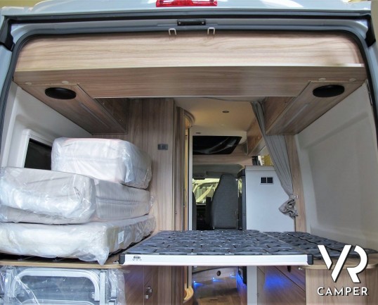 Hymer Van Grand Canyon: camper furgonato nuovo colore Grigio Campovolo, con letto sul tetto, cambio automatico, veranda, Truma Combi. Su Fiat Ducato 160 CV