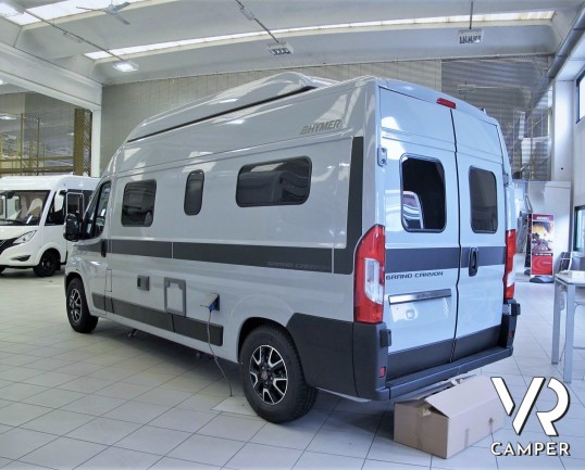Hymer Van Grand Canyon: camper furgonato nuovo colore Grigio Campovolo, con letto sul tetto, cambio automatico, veranda, Truma Combi. Su Fiat Ducato 160 CV