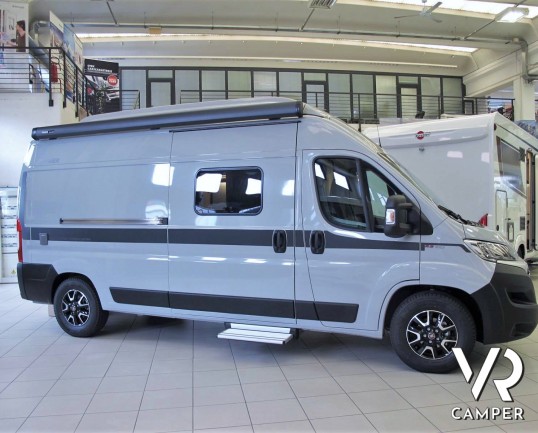 Hymer Van Grand Canyon: camper furgonato nuovo colore Grigio Campovolo, con letto sul tetto, cambio automatico, veranda, Truma Combi. Su Fiat Ducato 160 CV