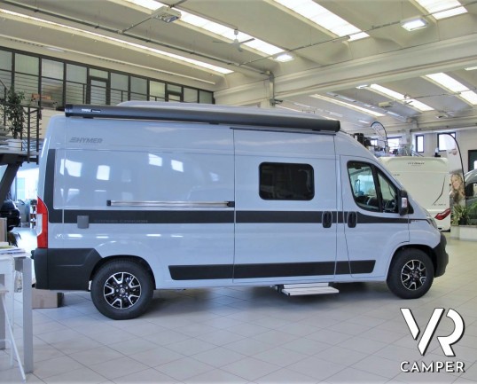 Hymer Van Grand Canyon: camper furgonato nuovo colore Grigio Campovolo, con letto sul tetto, cambio automatico, veranda, Truma Combi. Su Fiat Ducato 160 CV