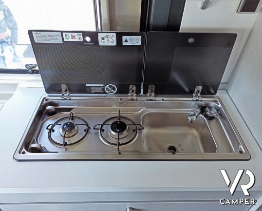 Hymer Van FREE 600 Campus: camper furgonato nuovo con 4 posti, colore Grigio Campovolo, su Fiat Ducato 140 CV. In vendita da Italia VR a Torino - Druento.