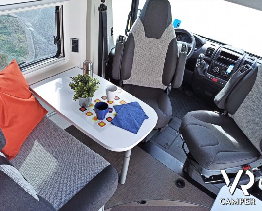 Hymer Van FREE 600 Campus: camper furgonato nuovo con 4 posti, colore Grigio Campovolo, su Fiat Ducato 140 CV. In vendita da Italia VR a Torino - Druento.