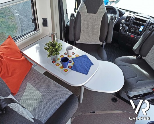 Hymer Van FREE 600 Campus: camper furgonato nuovo con 4 posti, colore Grigio Campovolo, su Fiat Ducato 140 CV. In vendita da Italia VR a Torino - Druento.