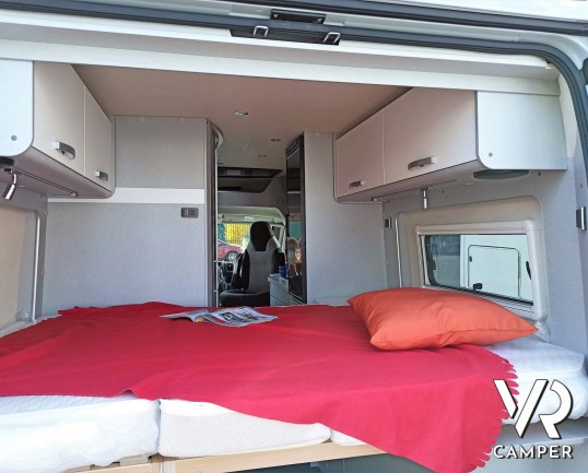 Hymer Van FREE 600 Campus: camper furgonato nuovo con 4 posti, colore Grigio Campovolo, su Fiat Ducato 140 CV. In vendita da Italia VR a Torino - Druento.