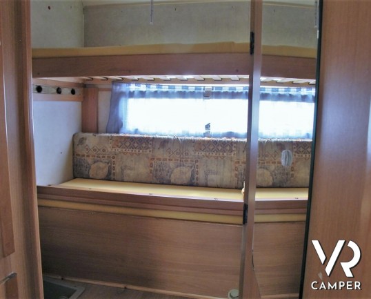 Rimor - Camper usato mansardato con 6 posti letto, su motore Ford 2.5 TD. In vendita da Italia VR a Torino - Druento.