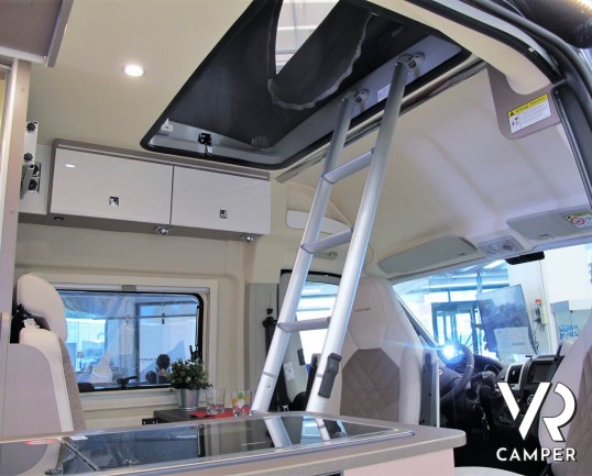 Burstner Eliseo C 540 - camper furgonato nuovo con letto sul tetto, accessoriato con pacchetto Eliseo + Eliseo Select. Su Fiat Ducato