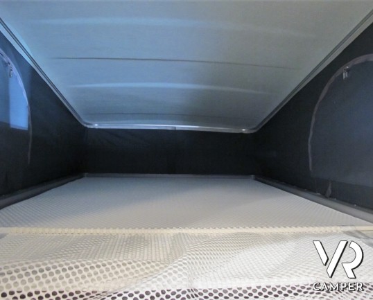 Burstner Eliseo C 540 - camper furgonato nuovo con letto sul tetto, accessoriato con pacchetto Eliseo + Eliseo Select. Su Fiat Ducato