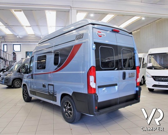 Burstner Eliseo C 540: camper furgonato nuovo con letto sul tetto, colore blu, accessoriato con pacchetto Eliseo + Eliseo Select. Su Fiat Ducato 140 CV.
