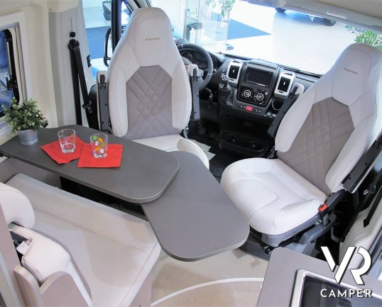 Burstner Eliseo C 540 - camper furgonato nuovo con letto sul tetto, accessoriato con pacchetto Eliseo + Eliseo Select. Su Fiat Ducato