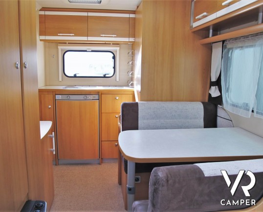 Sterckeman Alize: Caravan roulotte con 4 posti letto, lunghezza inferiore a 6 metri. In vendita da VR Camper a Torino - Druento.