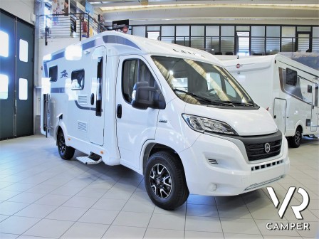 15_Laika Kosmo Compact 9 - Semintegrale compatto 3 posti letto. In visione da VR Camper a Torino Druento