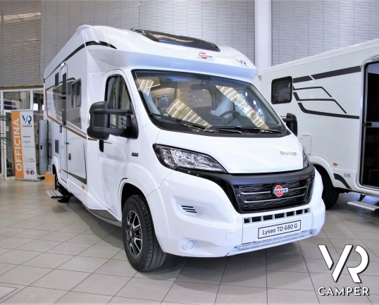 Burstner Lyseo TD 680 Privilège - Camper semintegrale nuovo con dinette face-to-face, letto basculante sopra dinette, bagno ampio posteriore, garage. In vendita da VR Camper a Torino.