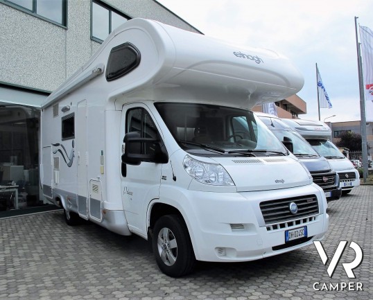 Elnagh Prince 46: camper usato mansardato con 6 posti letto, ideale per famiglia con bambini. Su Fiat 160 CV. In vendita da VR Camper a Torino - Druento.