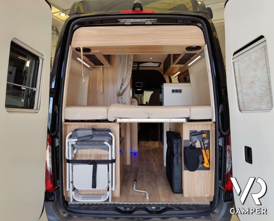 Hymer Van Grand Canyon S 4x4 Crossover su base Mercedes