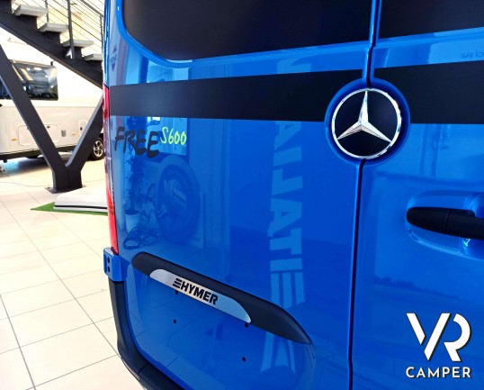 Hymer Van Free 600 S - camper furgonato nuovo su base Mercedes-Benz Sprinter, 170 CV. Dotato di tetto sollevabile e 4 posti letto. In visione da VR Camper
