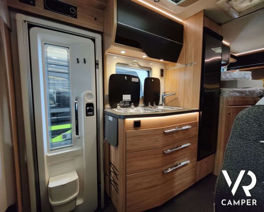 Hymer ML-T 570 Crossover -Camper Semintegrale 4x4 su base Mercedes