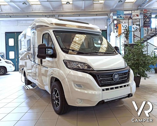 Hymer Exsis-T 474 - camper semintegrale per viaggiare in modo sportivo e non passare inosservati. Piantina con letti singoli posteriori e dinette trasformabile in letto aggiuntivo. In vendita da VR Camper a Torino.