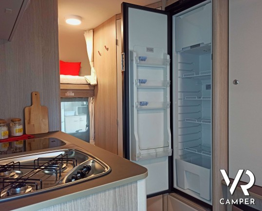 Burstner Premio Life 415 TK è la caravan a misura di vacanza di serie tutto l'equipaggiamento necessario per rilassarsi e godersi il viaggio. Da VR Camper a Torino