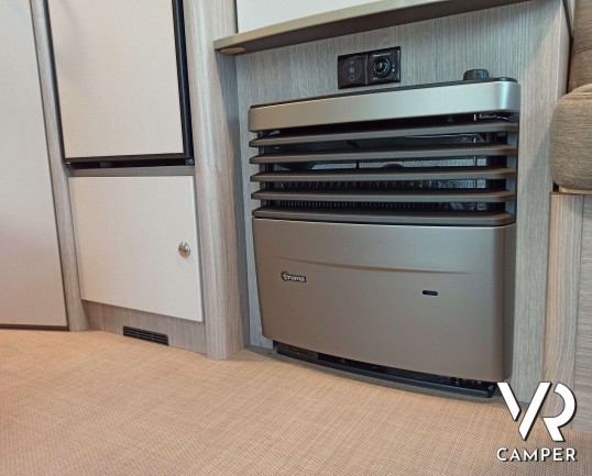 Burstner Premio Life 415 TK è la caravan a misura di vacanza di serie tutto l'equipaggiamento necessario per rilassarsi e godersi il viaggio. Da VR Camper a Torino