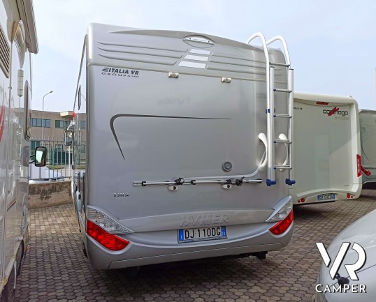 Hymer B 544 SL, camper motorhome 4 posti letto, su Ducato 3.000. Dotato di Veranda, portabici, porta moto, portapacchi, antenna satellitare. Da VR Camper a Torino