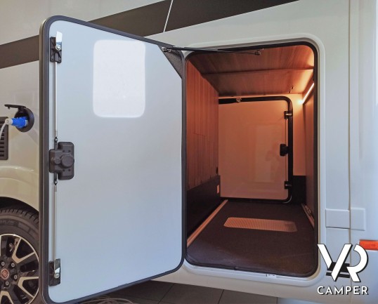 Laika Ecovip L 3010, garage