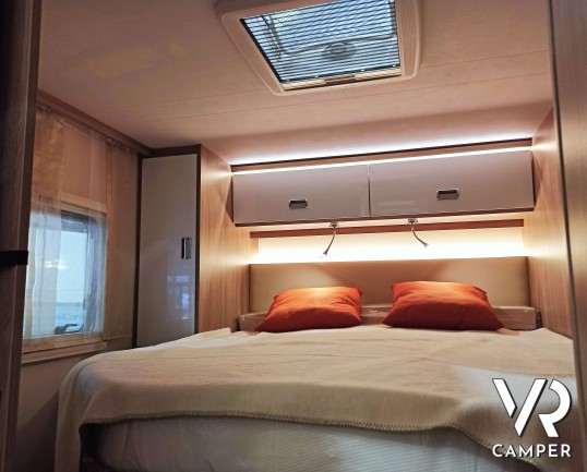 Laika Kosmo 912 - Motorhome con letto nautico