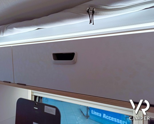 Dettaglio mobile pensile