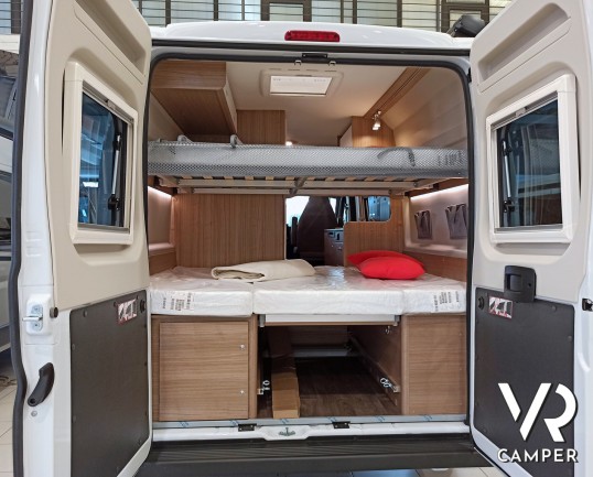 Carado CV 601 - Portellone posteriore aperto