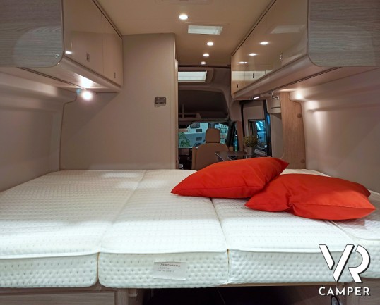 Letto matrimoniale trasversale