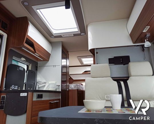 Oblò sopra la zona giorno