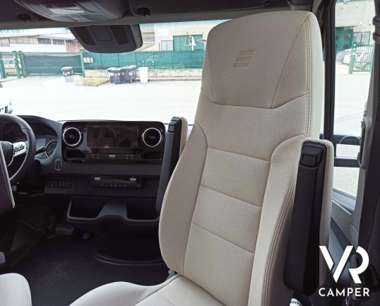 Hymer BMC-T 580, sedile