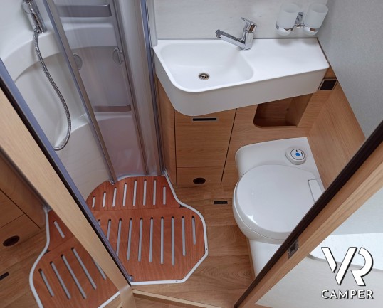 Hymer BMC-T 580, bagno