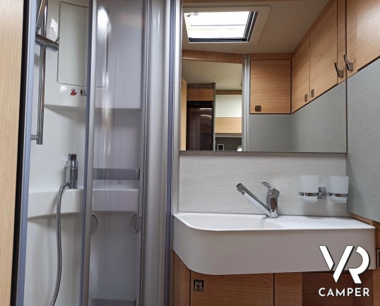 Hymer BMC-T 580, bagno