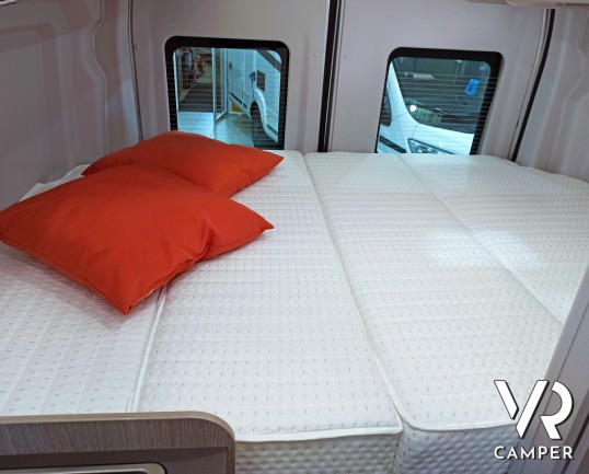 Letto matrimoniale trasversale