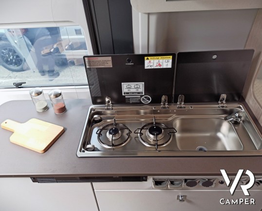 Burstner Lineo C 590