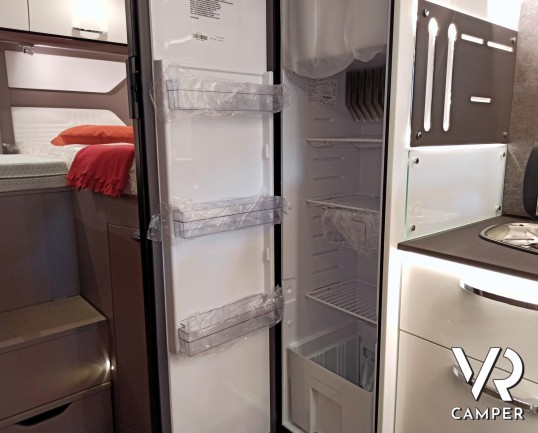 Burstner Lyseo TD 690 G - Semintegrale Grigio Lanzarote